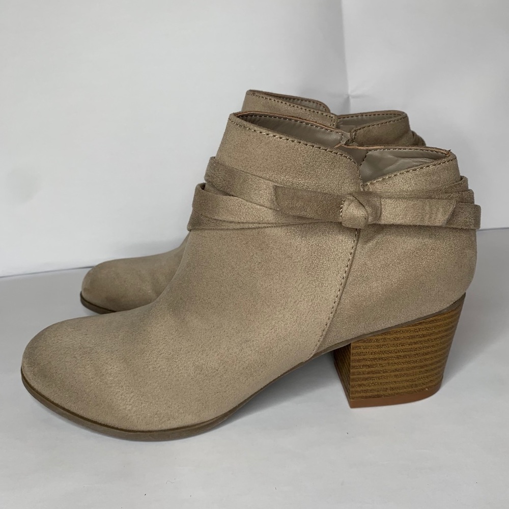 Indigo rd. Irsantie Tan Ankle Booties